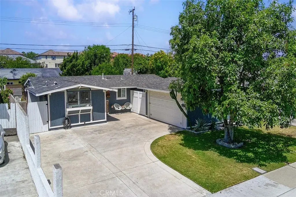 725 N Vine Street, Anaheim