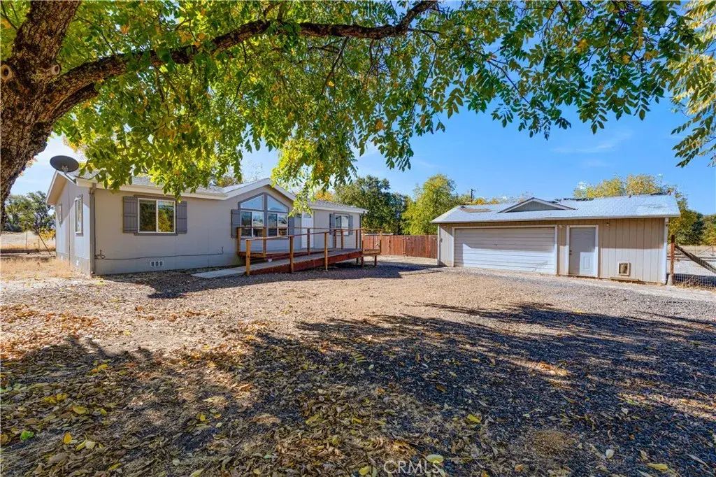 1425 E State Highway 20, Upper Lake