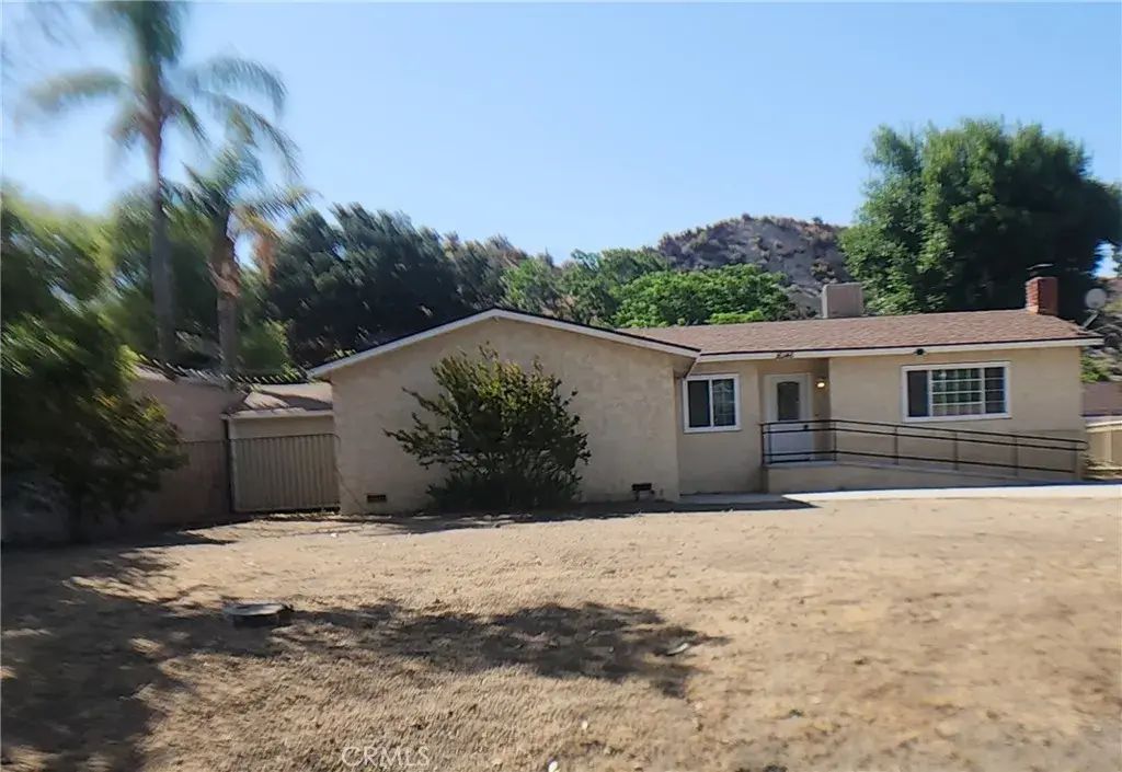 16146 Lost Canyon Rd., Canyon Country