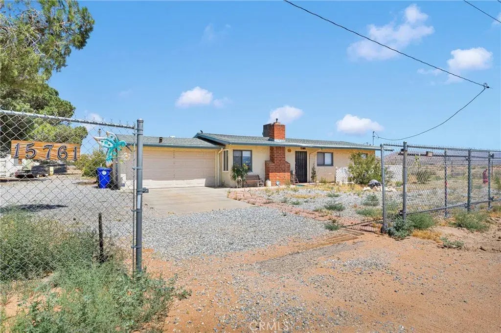 15761 Joshua Road, Apple Valley