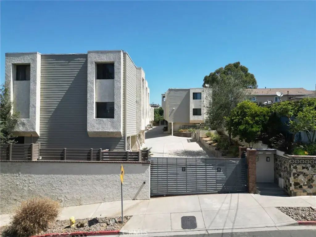 2621 E 20th Street 12, Signal Hill