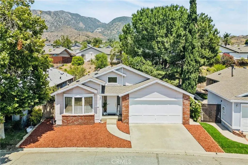 13691 Gavina 422, Sylmar