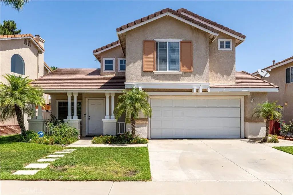 651 Viewpointe Lane, Corona