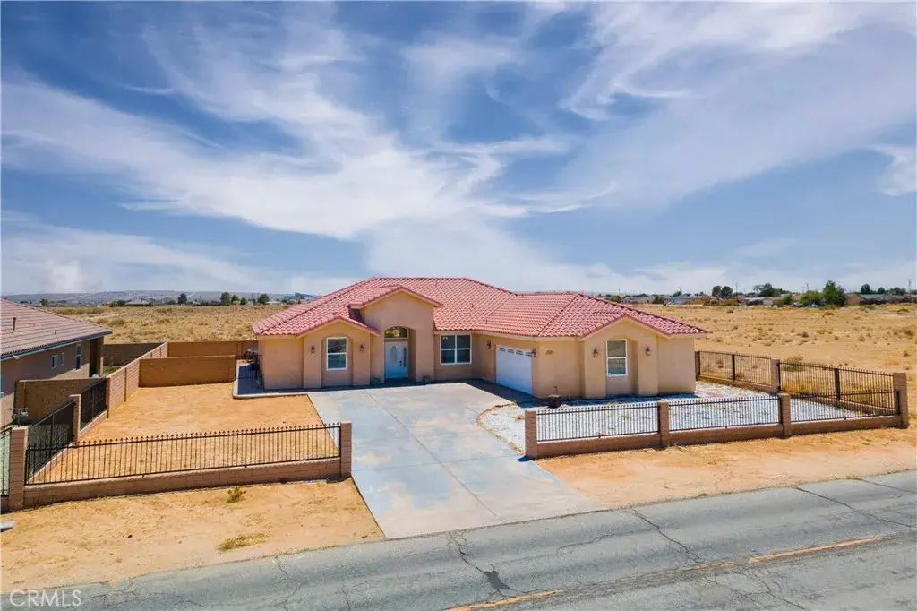 9600 S Loop Boulevard, California City