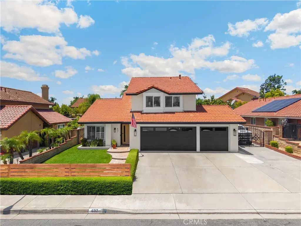 637 Silver Bridle Road, Walnut