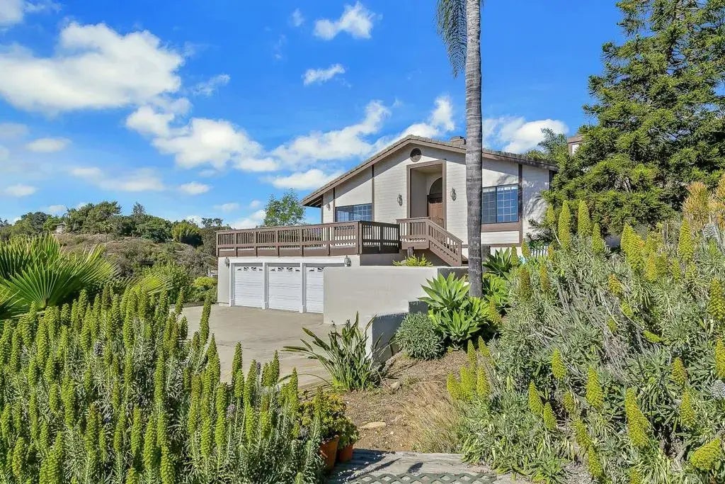 1515 Monte Vista Drive, Vista