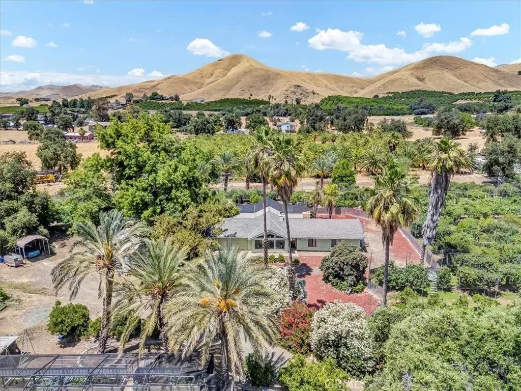 31497 Success Valley Drive, Porterville