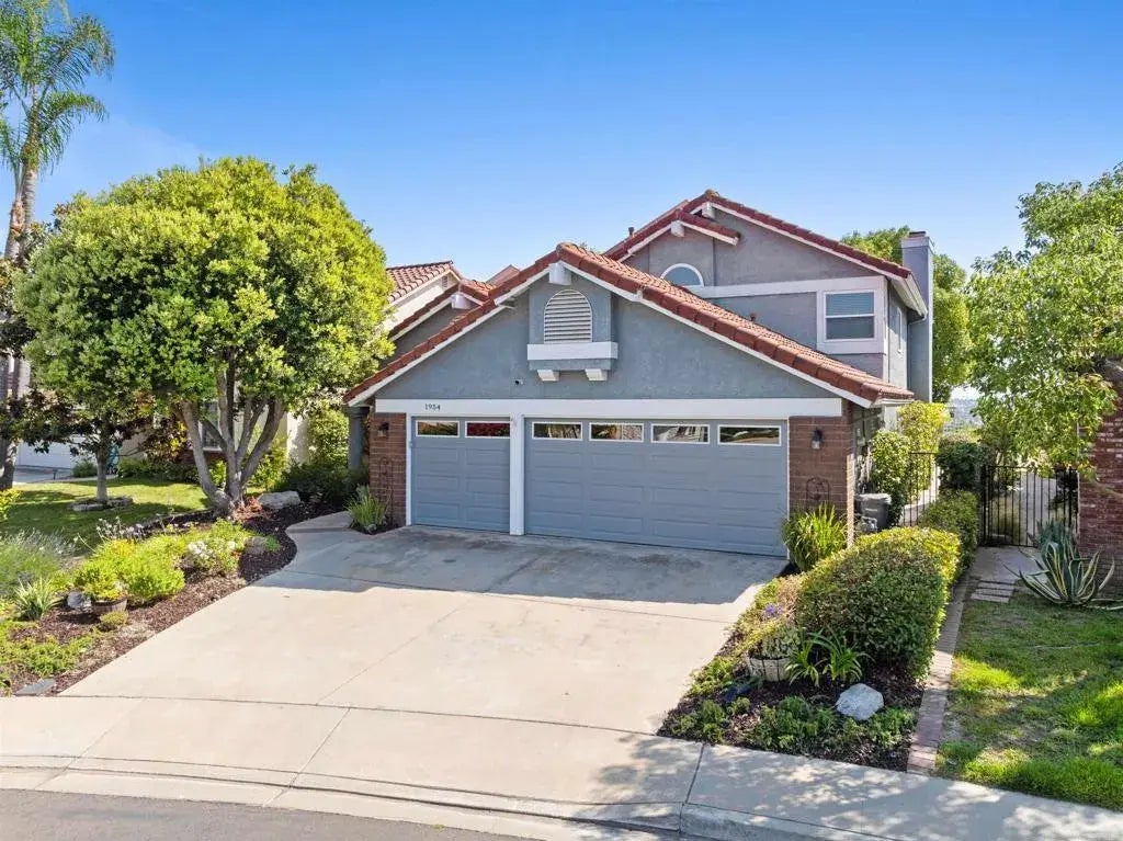 1954 Vineyard Avenue, Vista