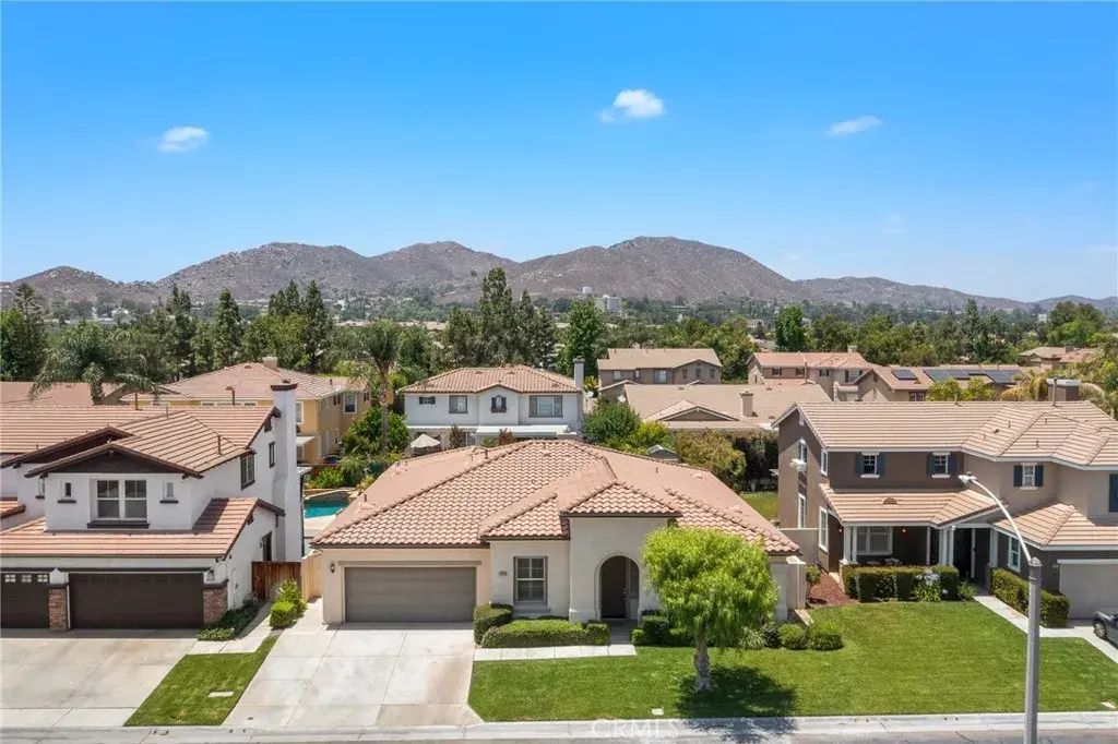 11529 Trailrun Court, Riverside