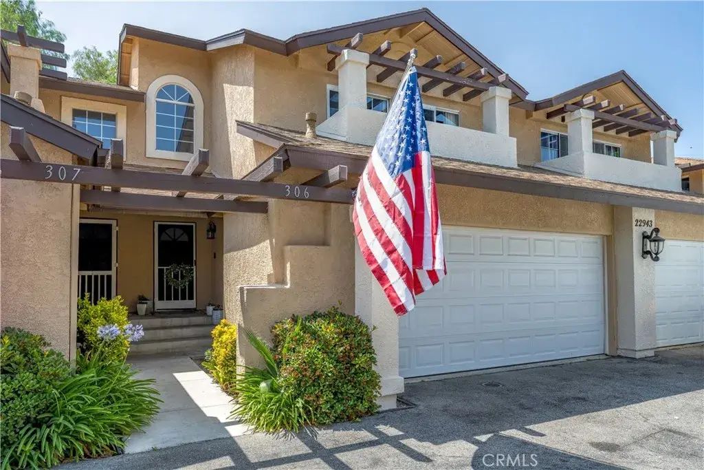 22943 Banyan Place 306, Saugus