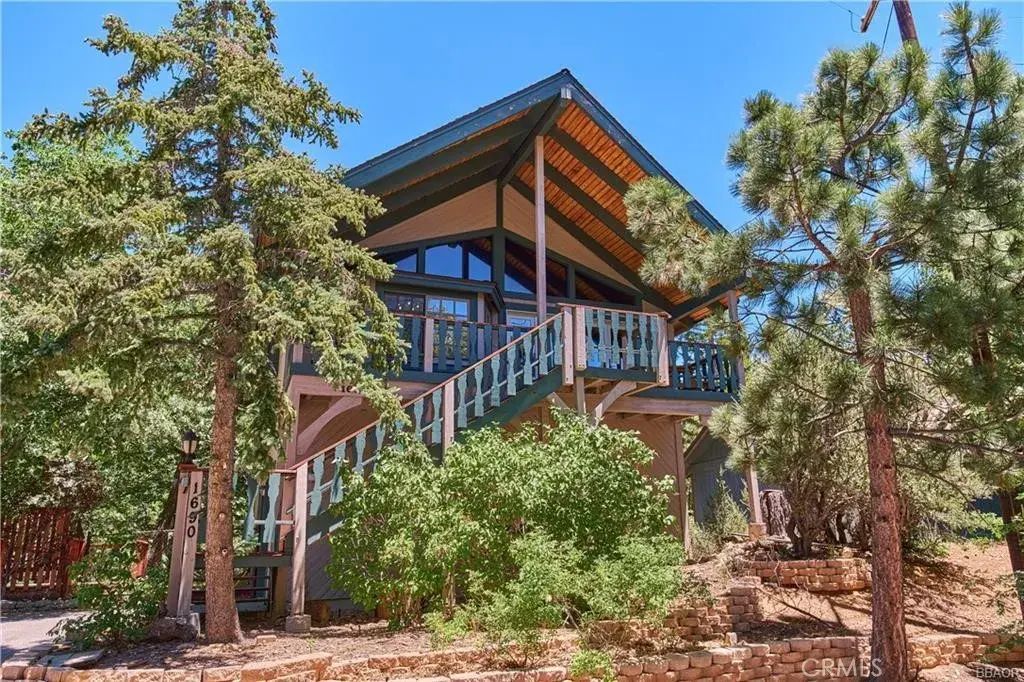 1690 Wolf Road, Big Bear Lake
