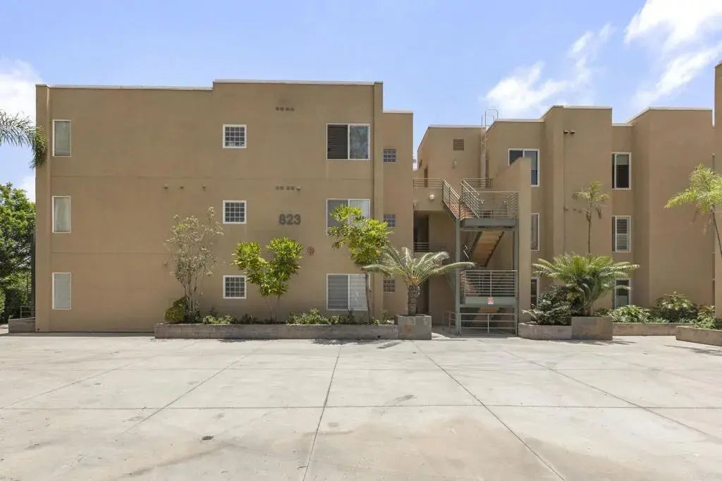 823 Kalpati Circle 101, Carlsbad