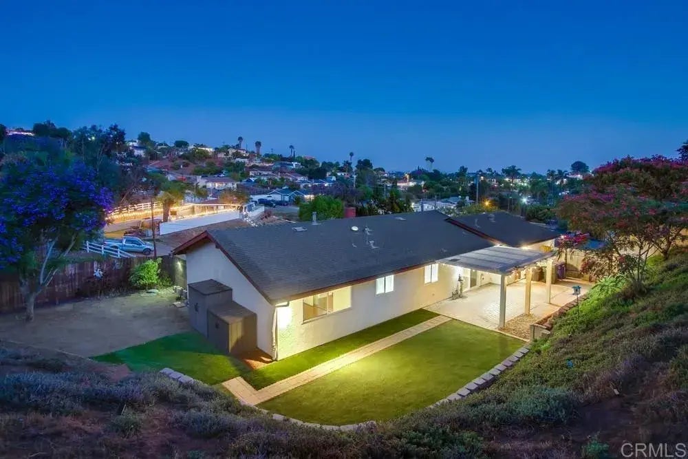 444 Victoria Place, Vista