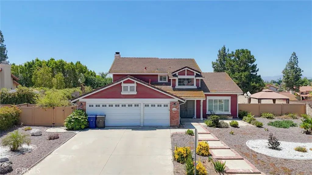 245 Cottonwood Avenue, Riverside