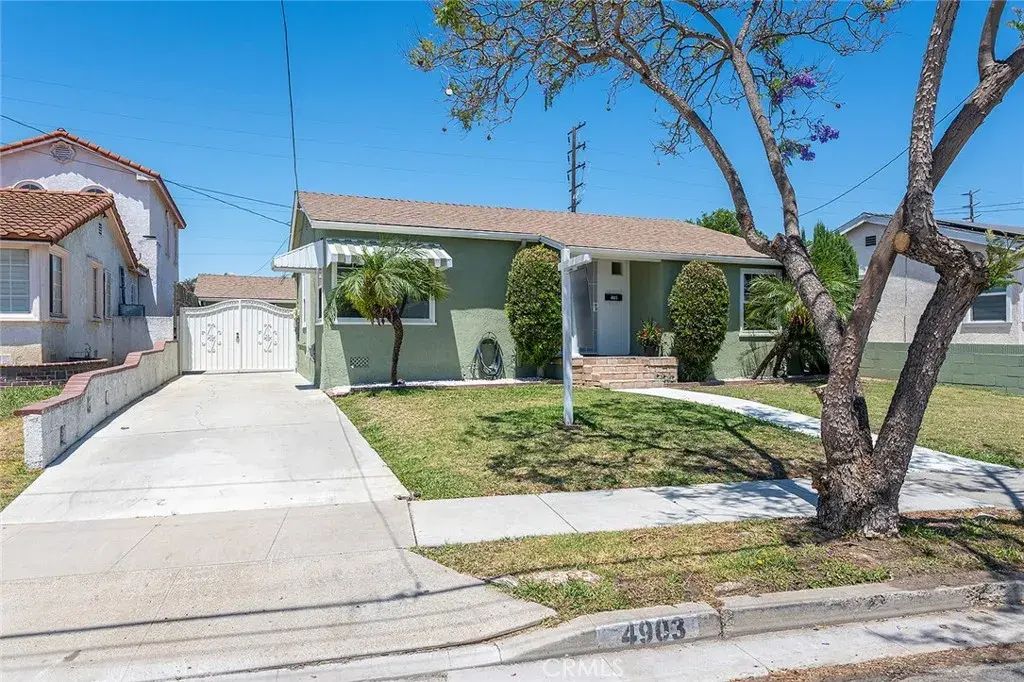 4903 Brayton Avenue, Long Beach