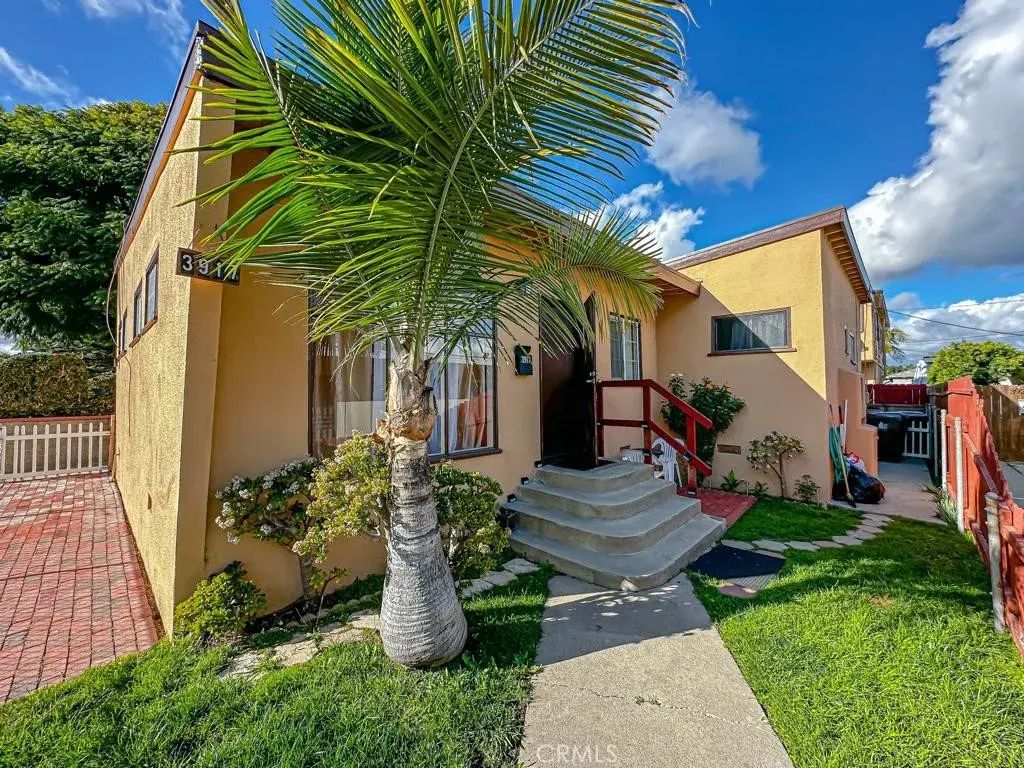 3915 E 11th Street, Long Beach