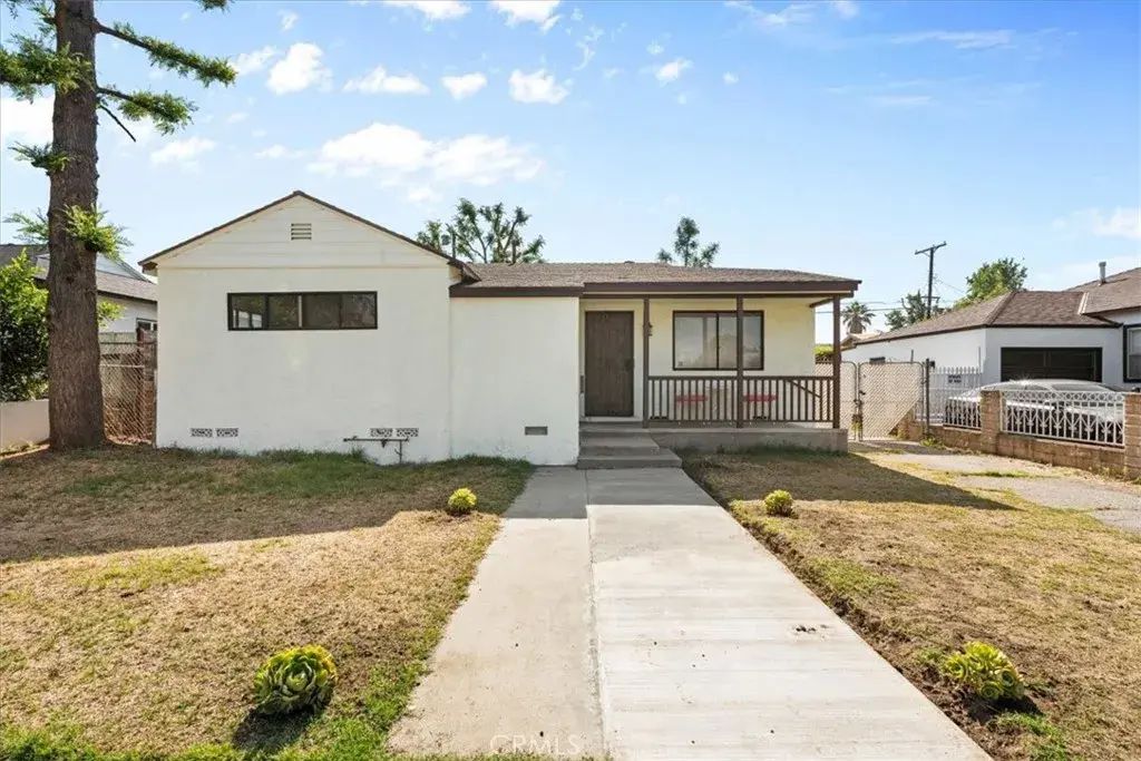8026 Lemona Avenue, Panorama City