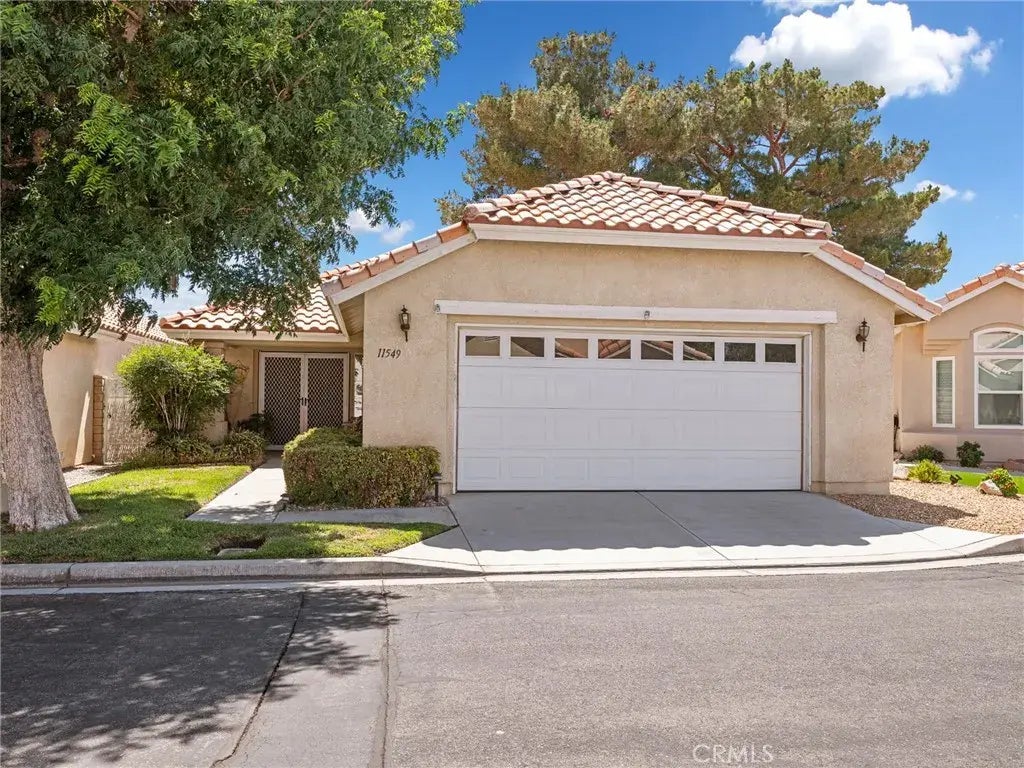 11549 Softwind Court, Apple Valley