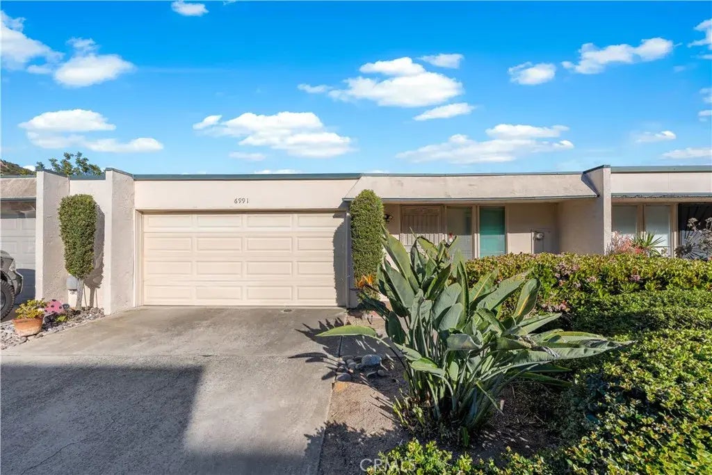 6991 Caminito Perico, SAN CARLOS