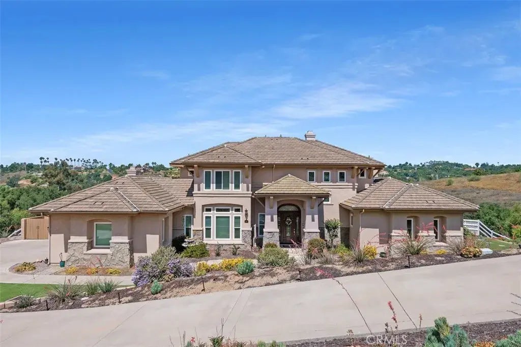 2841 Dos Lomas Pl, Fallbrook