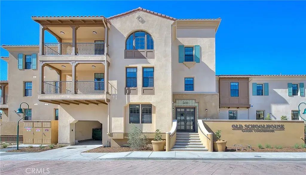 501 W Foothill Boulevard 205, Claremont