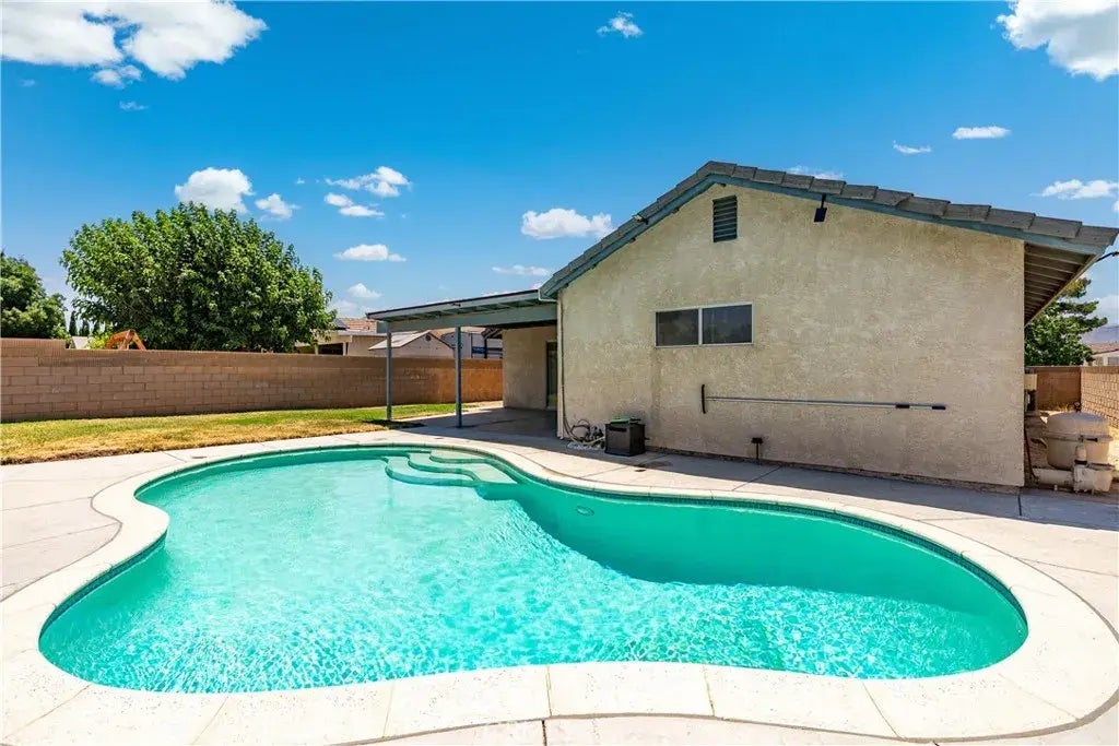 3557 W Avenue J14, Lancaster