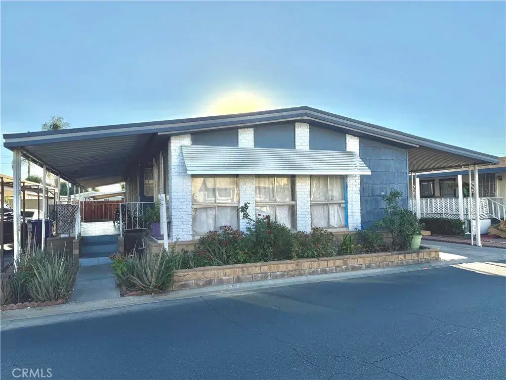 2686 W Mill 133, San Bernardino