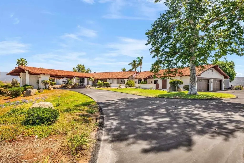 2732 Vista Del Piedra, Jamul