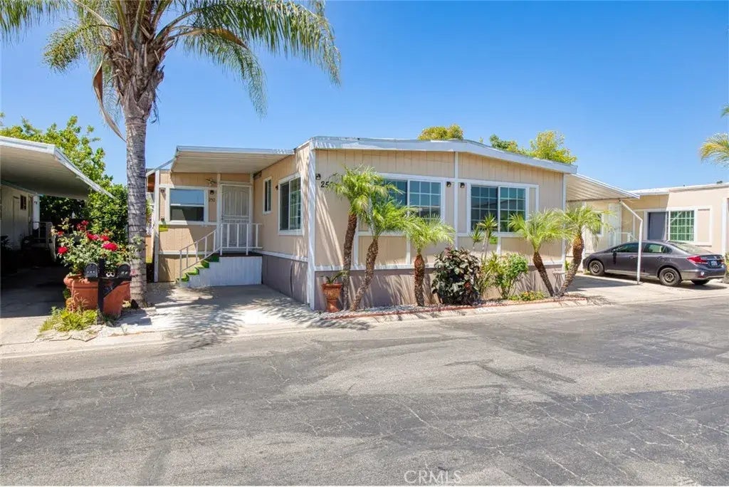 4080 W 1st 250, Santa Ana