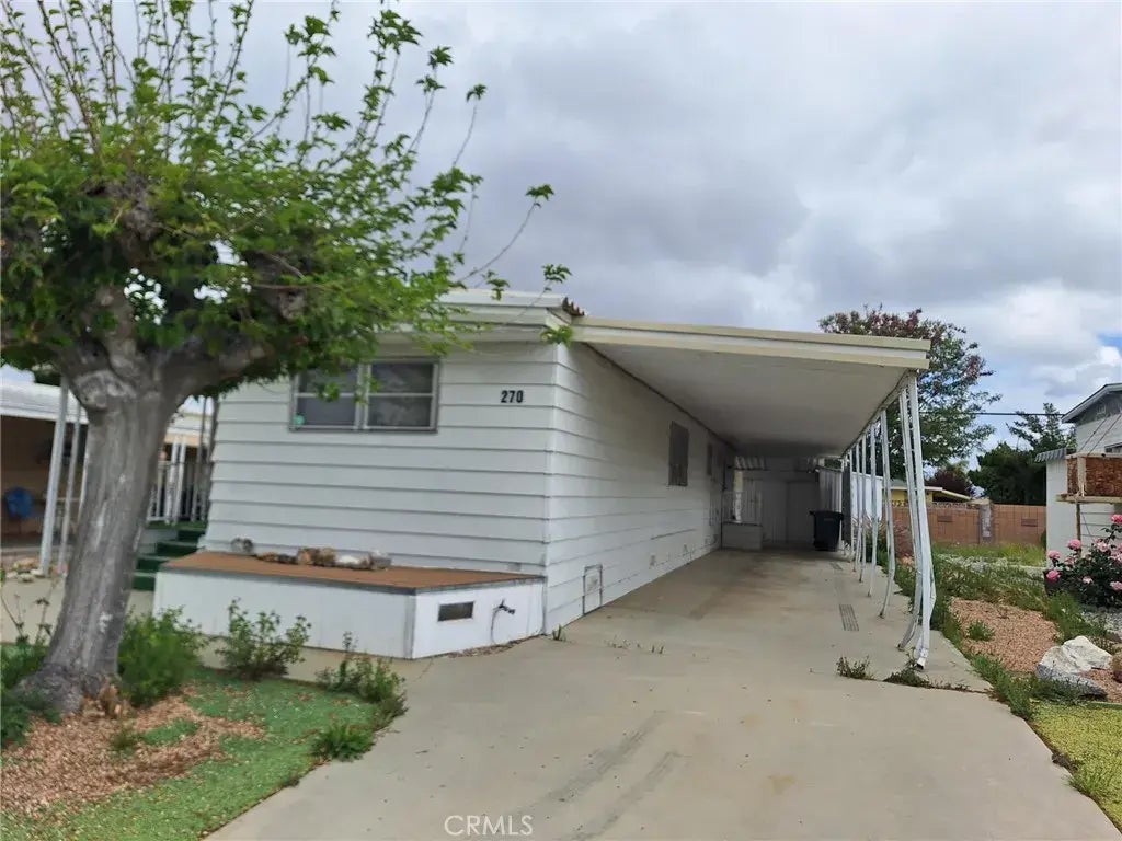 270 Santa Clara Circle, Hemet