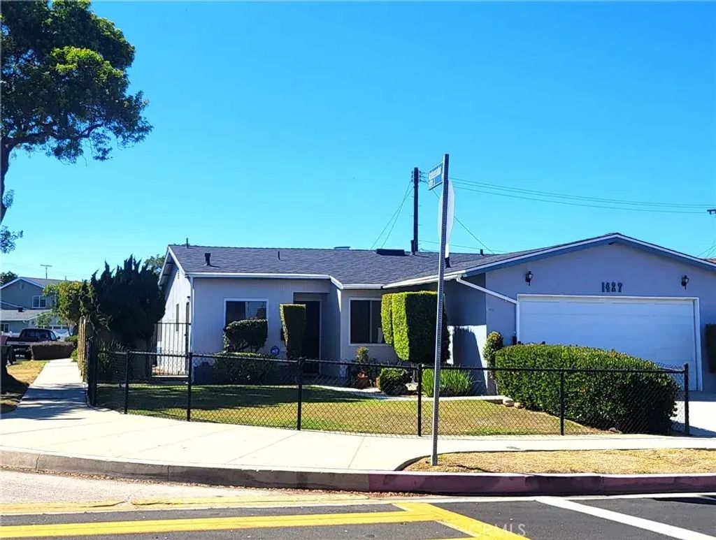 1427 242nd Place, Harbor City