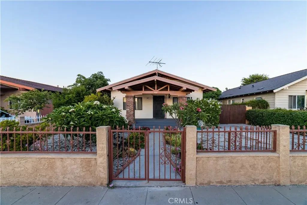 920 Cerritos Avenue, Long Beach