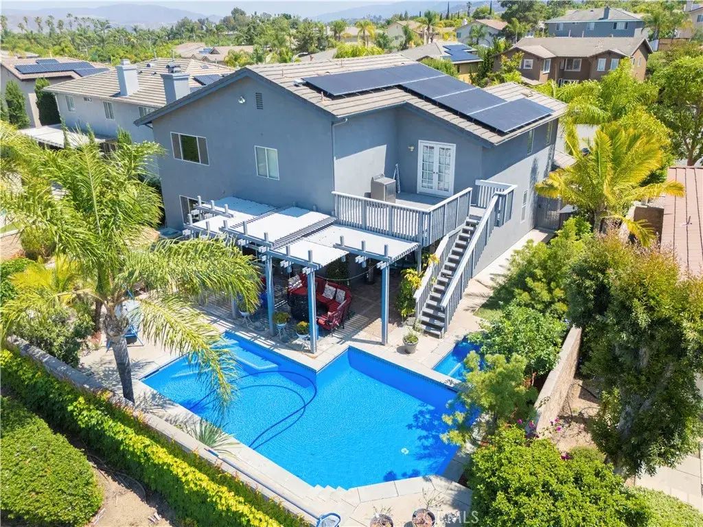 1555 Lupine Circle, Corona