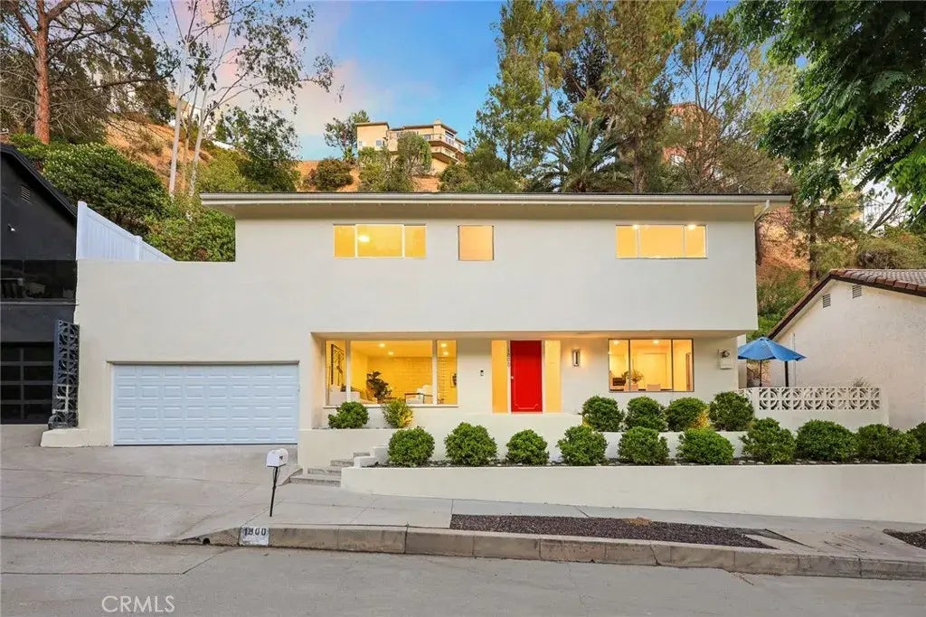 1800 Hillcrest Avenue, Glendale