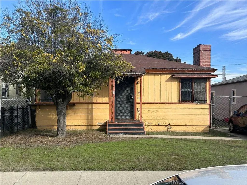 551 W 101st Street, Los Angeles