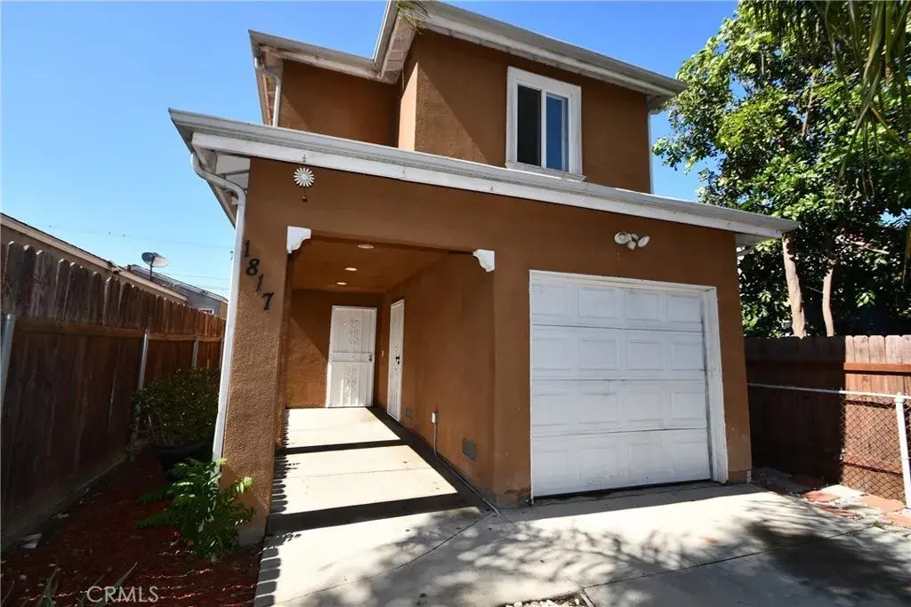 1817 E 105th Street, Los Angeles