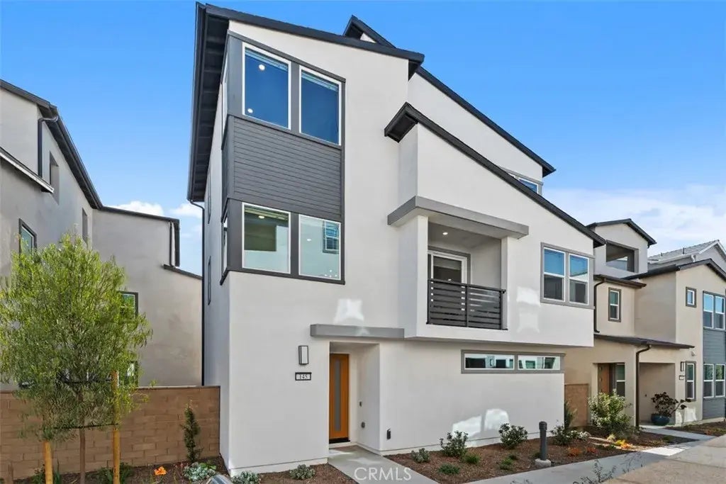 145 Sora, Irvine