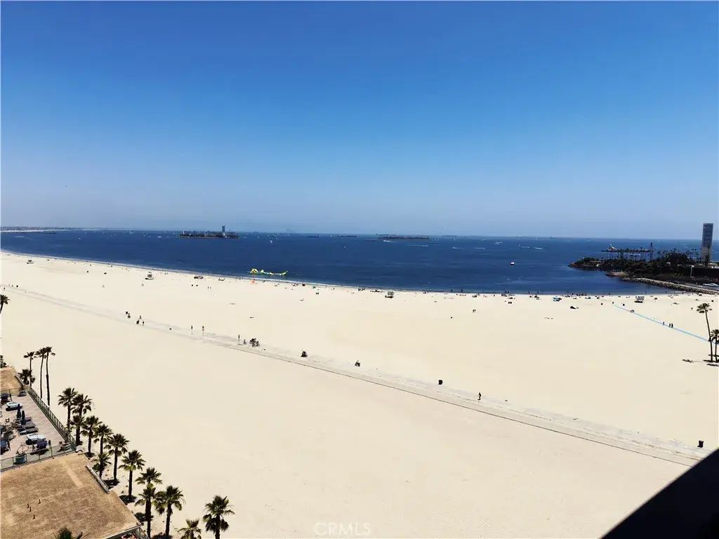 850 E Ocean Boulevard 1004, Long Beach