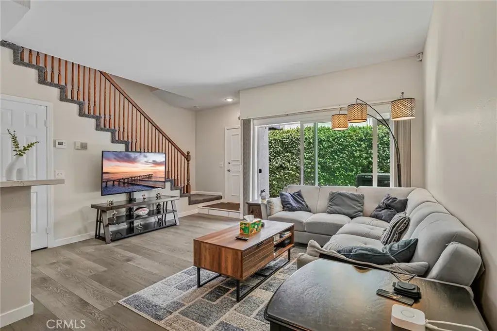 500 S Grevillea Avenue 2, Inglewood