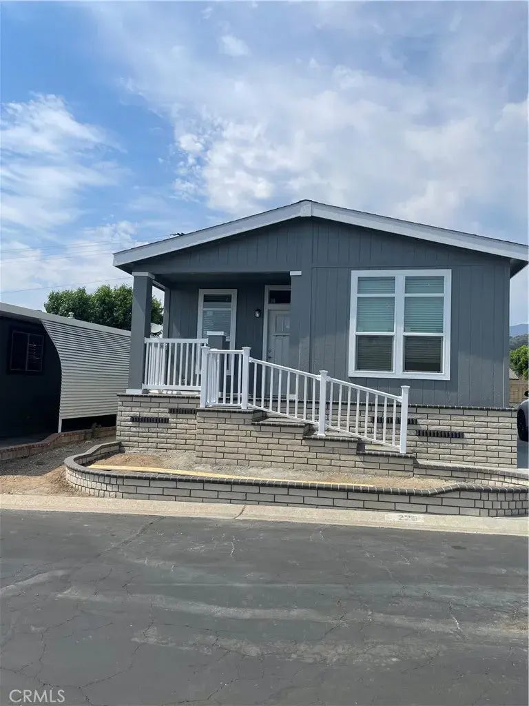 4095 Fruit 228, La Verne