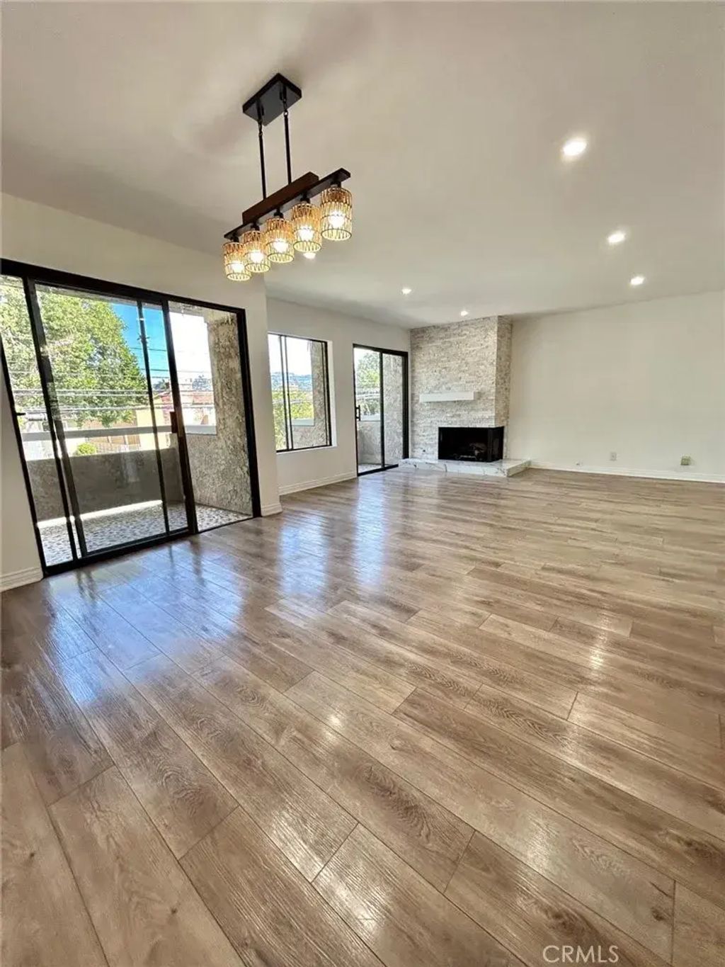 365 W Alameda Avenue 203, Burbank