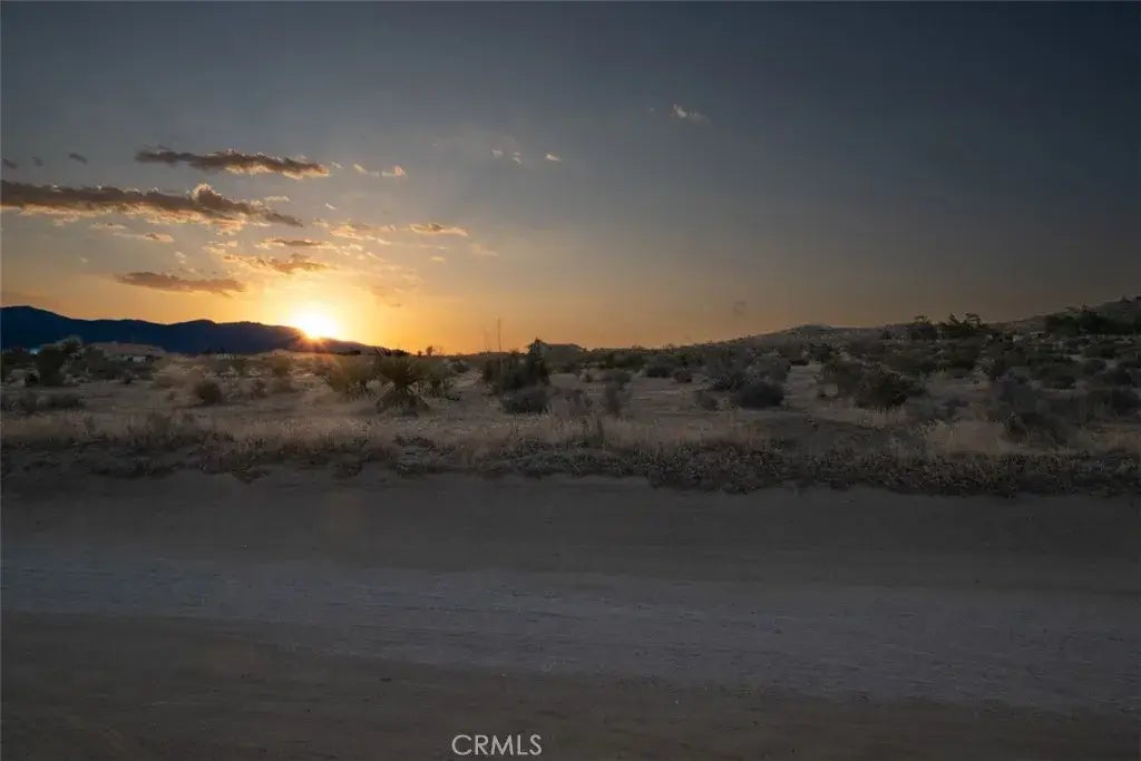 10225 Bella Vista, Apple Valley