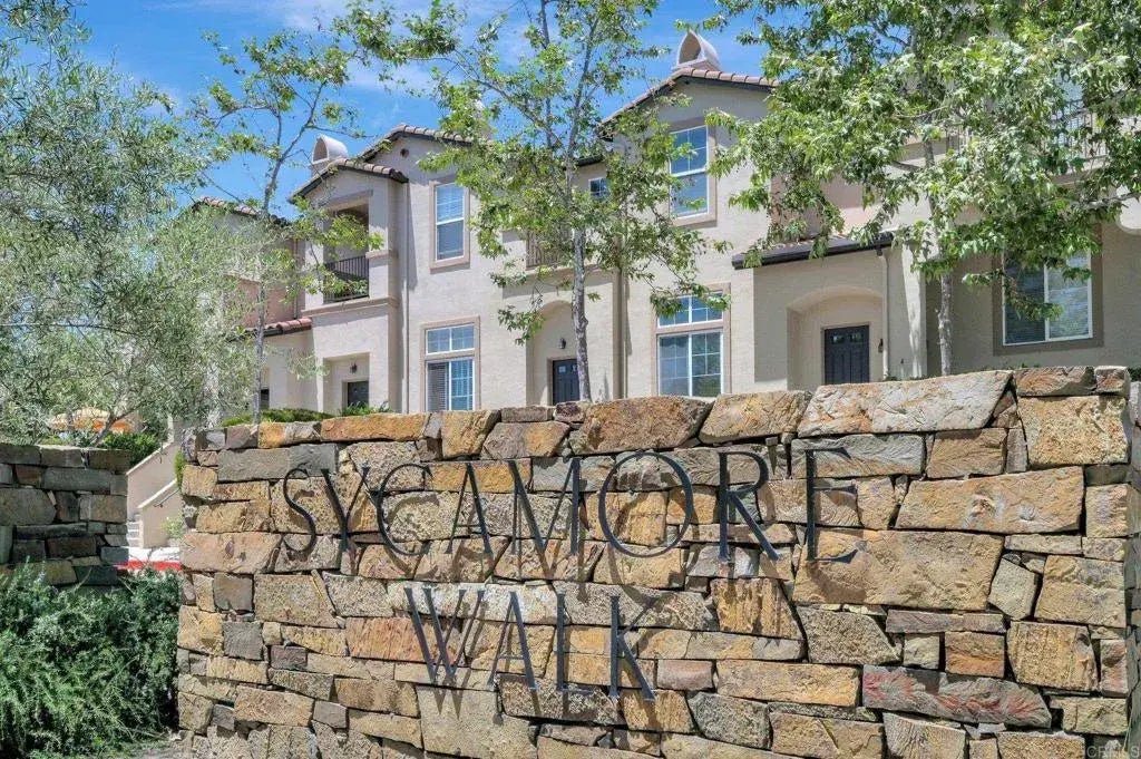 14658 Via Fiesta 2, SANTALUZ