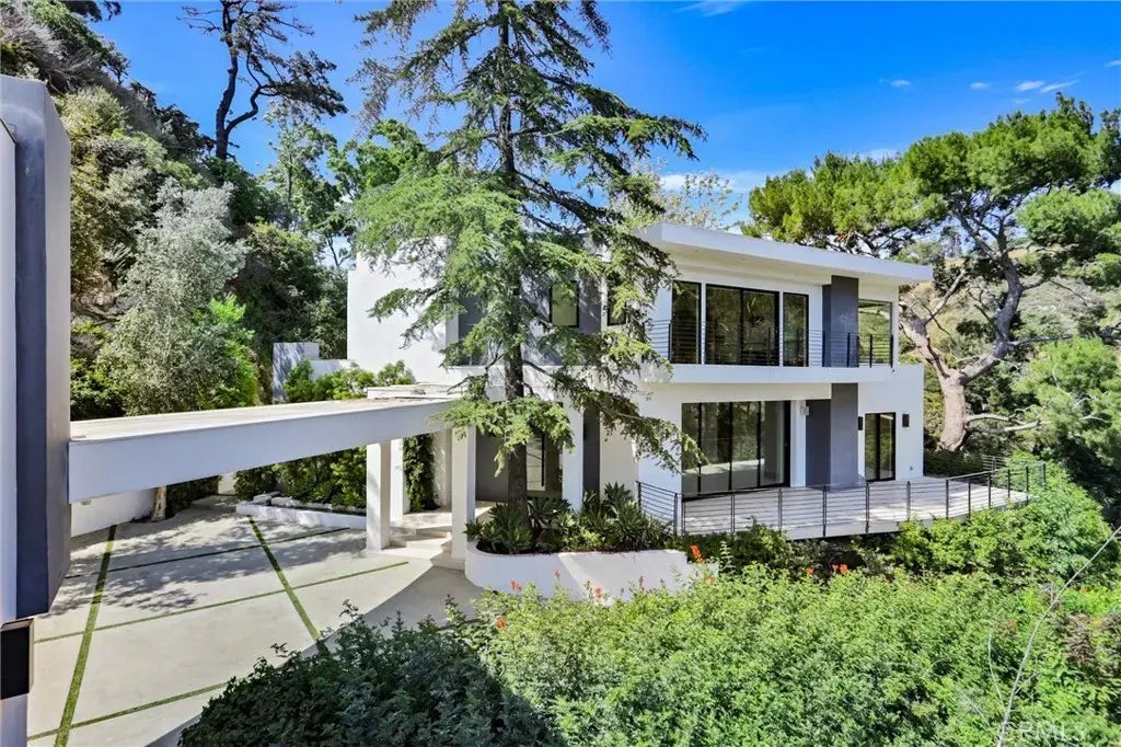2341 Zorada Court, Los Angeles