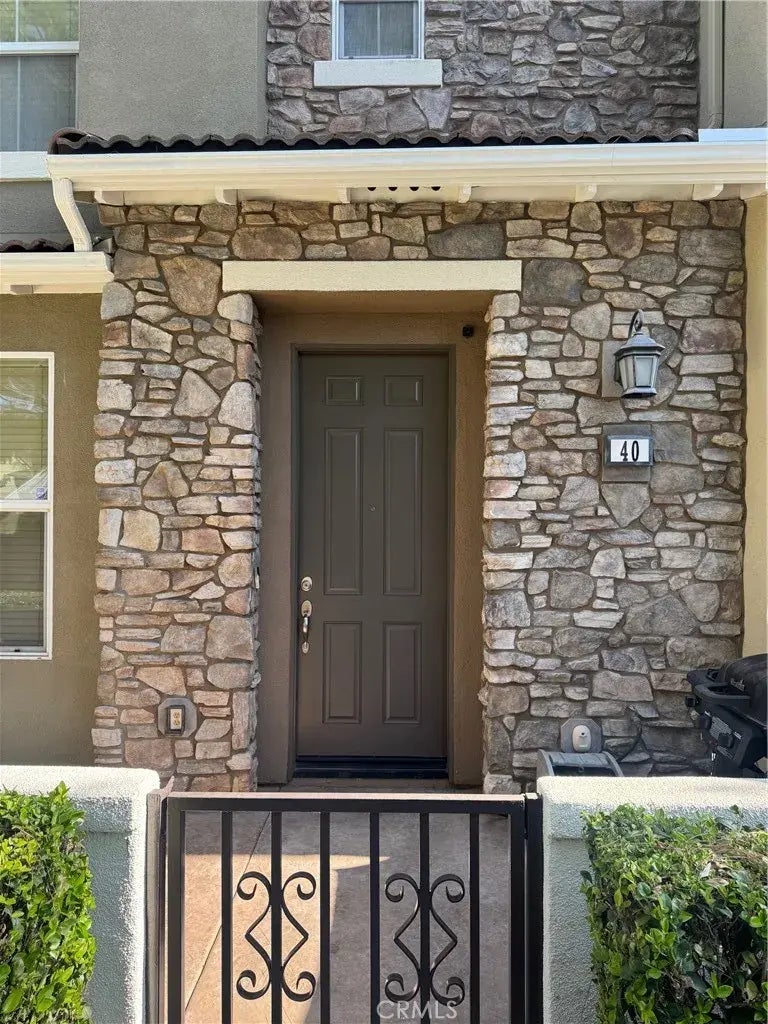 15723 Parkhouse Drive 40, Fontana