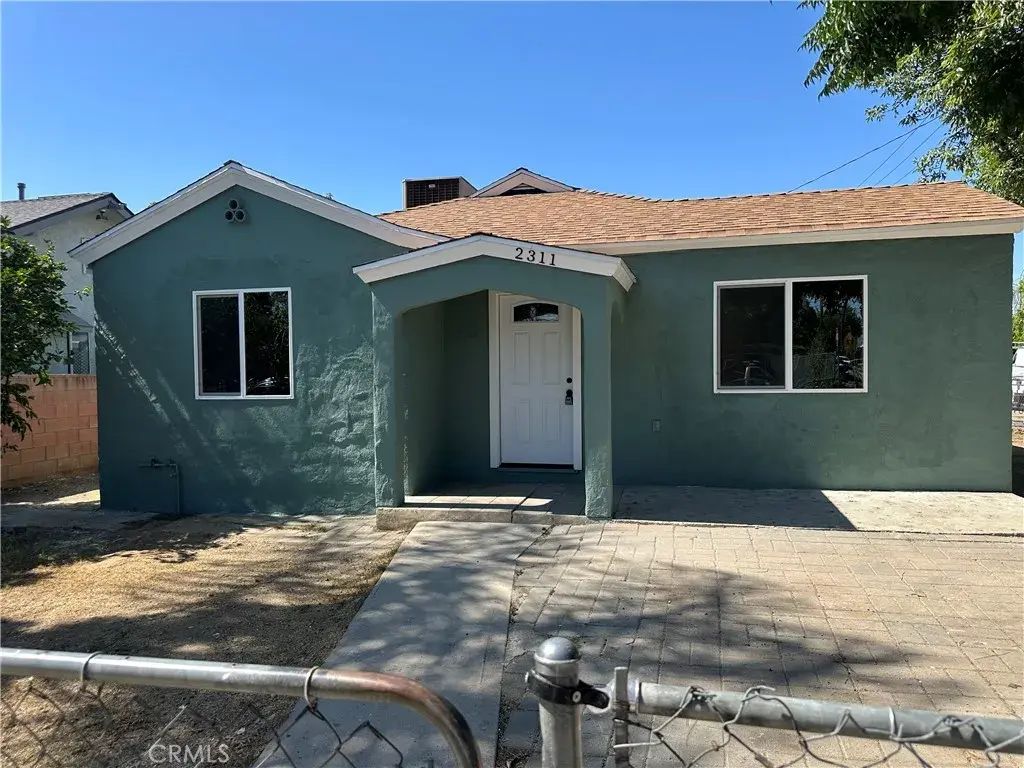2311 5th Street, Riverside