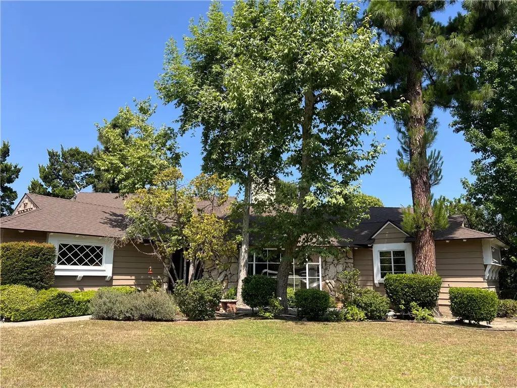 10318 Topeka Drive, Porter Ranch