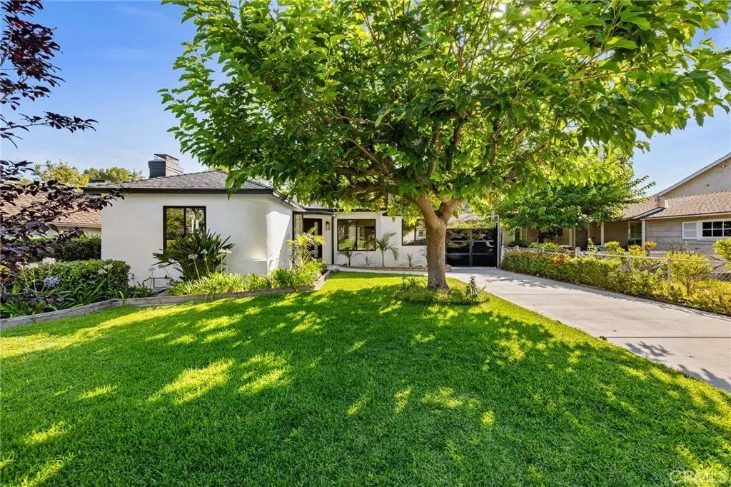 439 S Lamer Street, Burbank