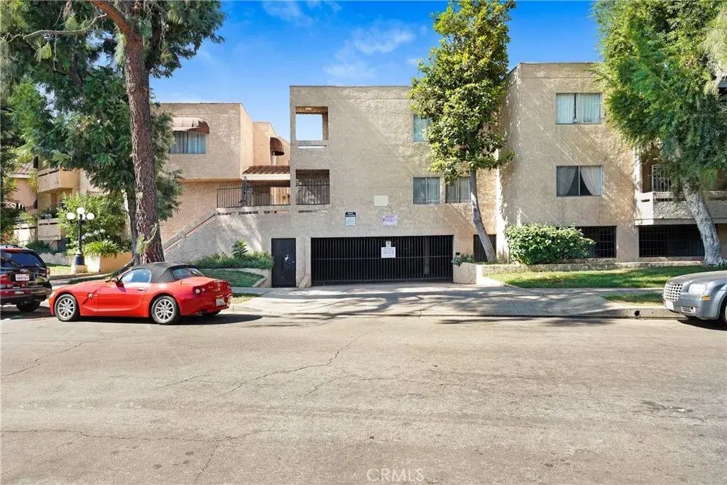 8020 Langdon Avenue 211, Van Nuys