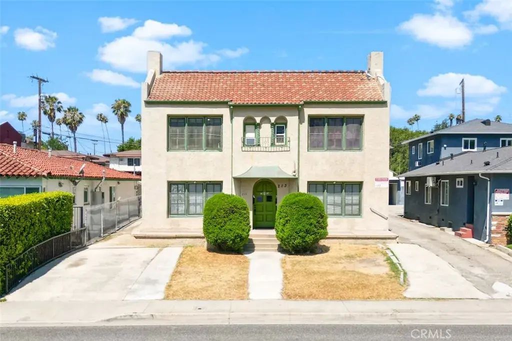 213 S Atlantic Boulevard, Alhambra